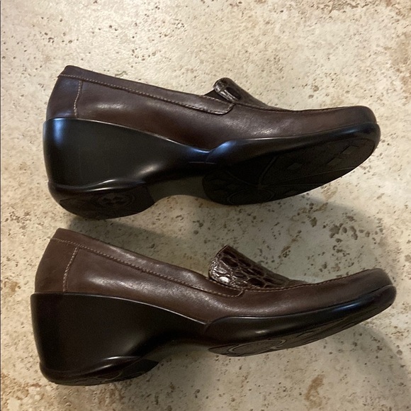 NWOB Naturalizer Loafers - Picture 1 of 7